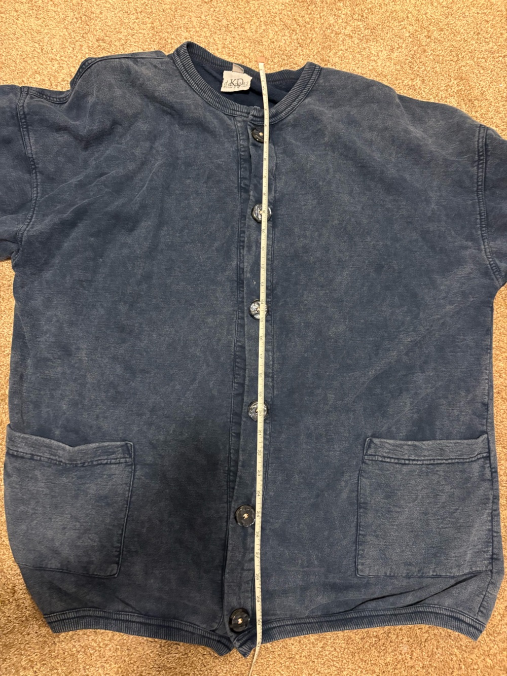 Women’s 90s Vintage Washed Blue Button Front Cardigan Sweatshirt w Shoulder Pads - Picture 8 of 16